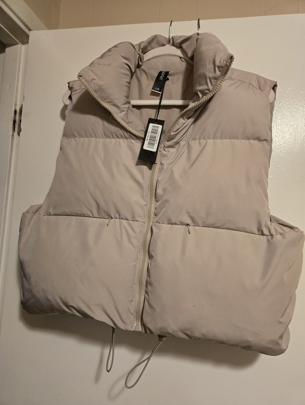 Savvy • NWT • Ana Vest